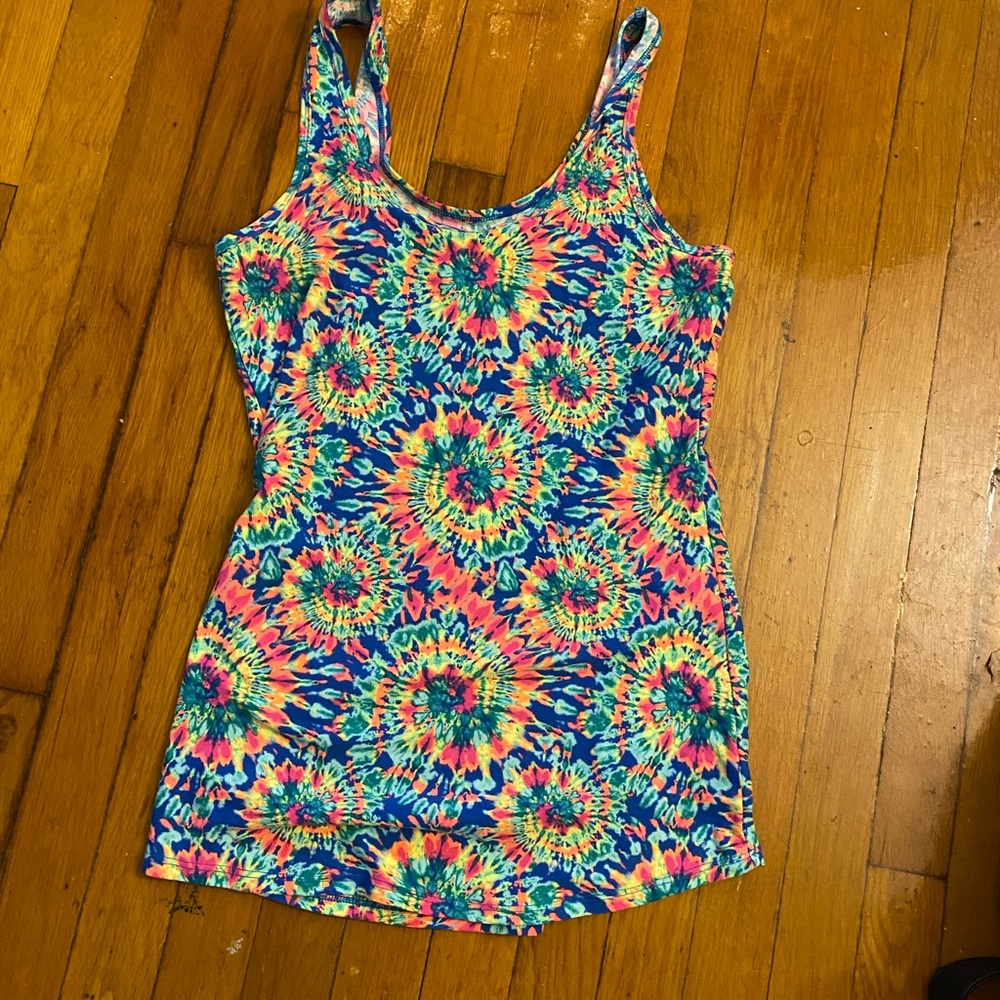 Tie died tank super soft never worn large